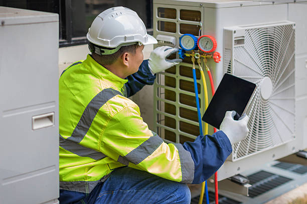 Professional Air Conditioning Repair technician working in Virginia, IL